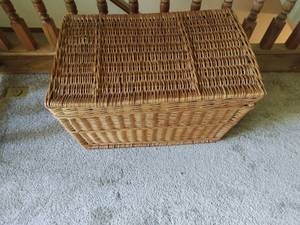 Wicker basket