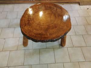 Cabin-style occasional table