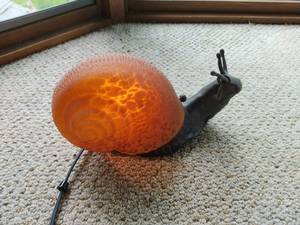 Glass snail lamp