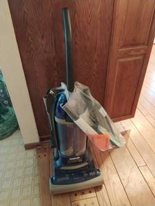 Hoover vacuum