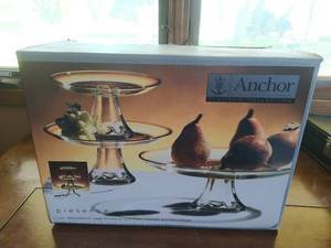 Anchor Hocking Platter Set