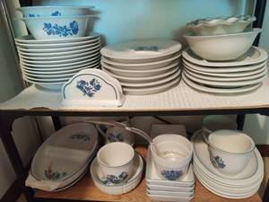 Pfaltzgraff Lot  7