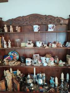 Contents of shelf