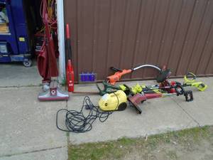 lot 117 image: Group of tools. No batteries or chargers. As shown.