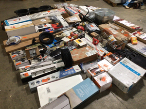 Lot of Mixed of assorted hardware, tools, small housewares, mailboxes, and more customer returns various conditions see pictures