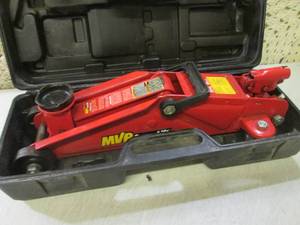 lot 3 image: (RM5) MVP Super Lift 4,000 Pound Fl...