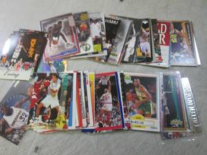 lot 75 image: (FS) 50 Assorted Basketball Sports ...