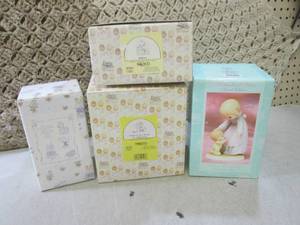 lot 97 image: (BSB) Precious Moments Porcelain Fi...