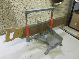 lot 138 image: (EW7) Craftsman Manual Miter Saw...