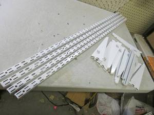 lot 142 image: (C-4) Shelving Bracket Set...