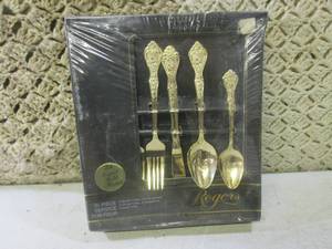 lot 149 image: (BS) Rogers 20pc 24 Carat Gold Plat...
