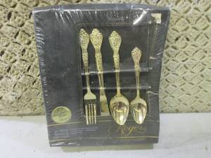 lot 150 image: (BS) Rogers 20pc 24 Carat Gold Plat...