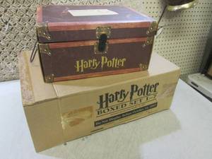 lot 155 image: (D-3) Harry Potter Boxed Set 1-7 Bo...
