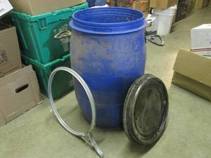 lot 164 image: (EW7) Plastic Barrel with Handles, ...