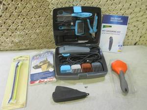 lot 171 image: (BSB) Pet Grooming Kit with Misc Ot...