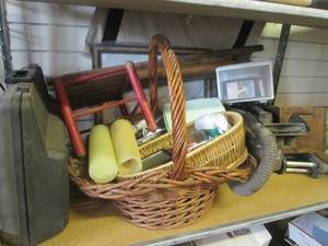 lot 180 image: (EW3) Lot of Assorted Unsold Lots...