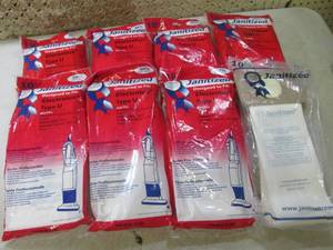 lot 205 image: (EW3) 8 - 10-packs Electrolux Type ...