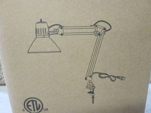 lot 225 image: (EW4) Alera Architect Clamp-On Ligh...