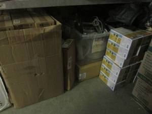 lot 266 image: (BR1) Assorted Unsold Lots Etc...