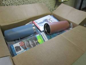 lot 272 image: (RM5) Box of Misc See Photos...