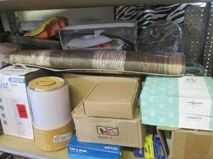lot 295 image: (EW4) Lot of Misc See Photos...