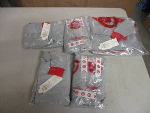 6 Baby Clothes 6-9 months new with...