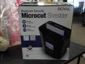 UsedFunctioning Microcut Paper Shr...