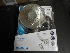 MOEN Large Shower Head...