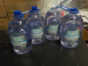 4 - 80 oz Softsoap Advance Clean...
