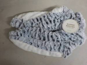 Slipper Booties with Grippers size ...