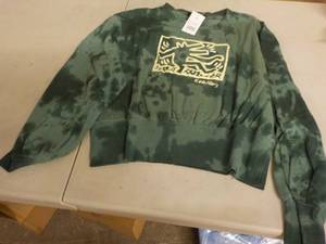 Size 2X Sweatshirt...