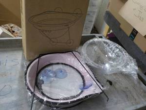 Cat Seat with Suction Cups in Orang...