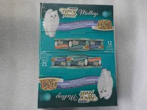 24 Cans Purina Fancy Feast Medleys ...
