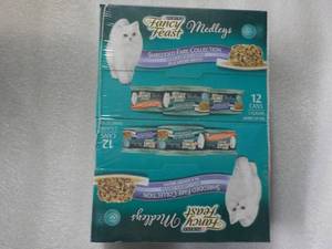 24 Cans Purina Fancy Feast Medleys ...