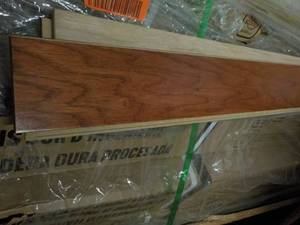Pallet of Flooring -17 cases of Bru...