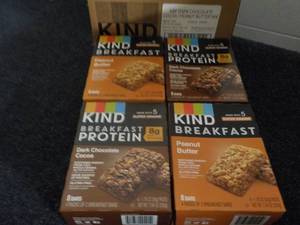 Case of 32 KIND Breakfast Protein B...