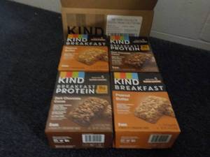 Case of 32 KIND Breakfast Protein B...