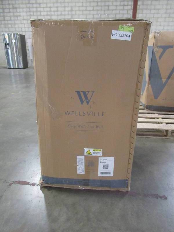 lot 629 image: Wellsville 14-inch Queen-size Gel Memory Foam Mattress - New in Box