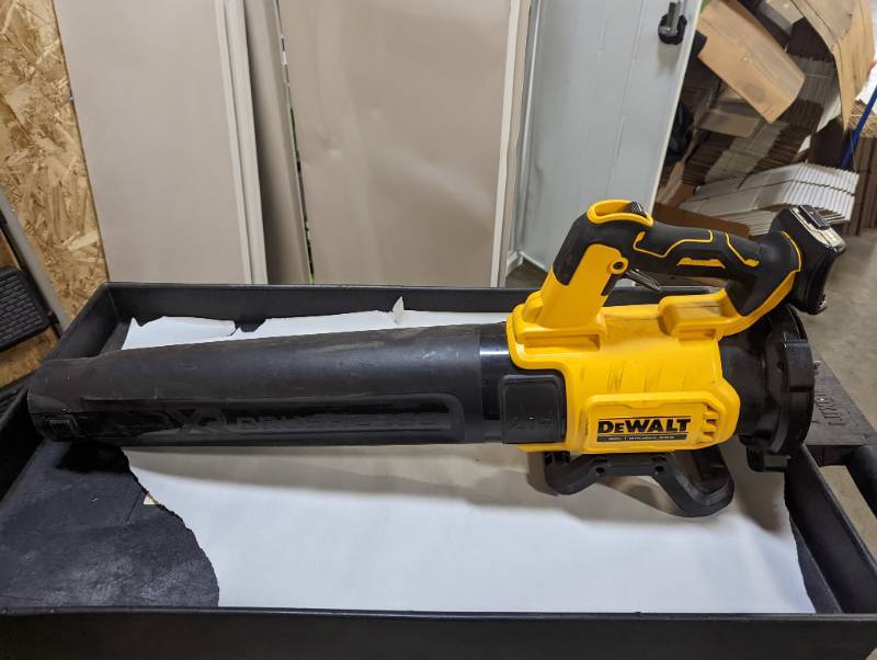 DeWalt DCBL722 Blower FOR PARTS MN HOME OUTLET BURNSVILLE 237