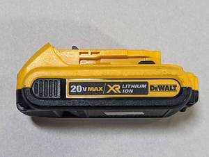 lot 287 image: DeWalt DCB203 Battery
