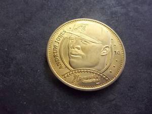 1997 Pinnacle Mint Gold Tone Coin Andrue Jones