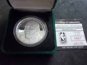 1 Oz. Michael Jordan Silver Coin From Highland Mint With COA & Display Case