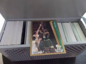 Approx. 400 Mixed Basketball Cards 1992-1993 Fleer & Upper Deck