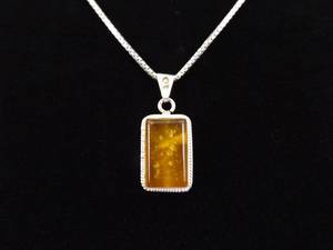 .925 Sterling Silver Golden Amber Pendant Necklace