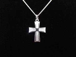 .925 Sterling Silver Mother of Pearl Cross Pendant Necklace