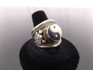 .925 Sterling Silver Yin Yang Adjustable Ring Size 10.5