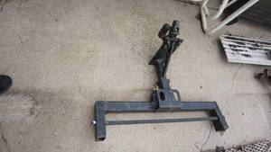 lot 24 image: Custom built trailer hitch attachment 38 inches wide