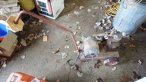 lot 42 image: Custom built 80 psi air compressor