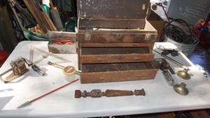 lot 64 image: Vintage steel toolbox complete with assorted tools