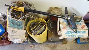 lot 87 image: Stanley Bostitch Quik Driver 2000 model number S2500 made in Germanyalso includes  various sizes of QuikDrive Coil Scru fasteners WORKS